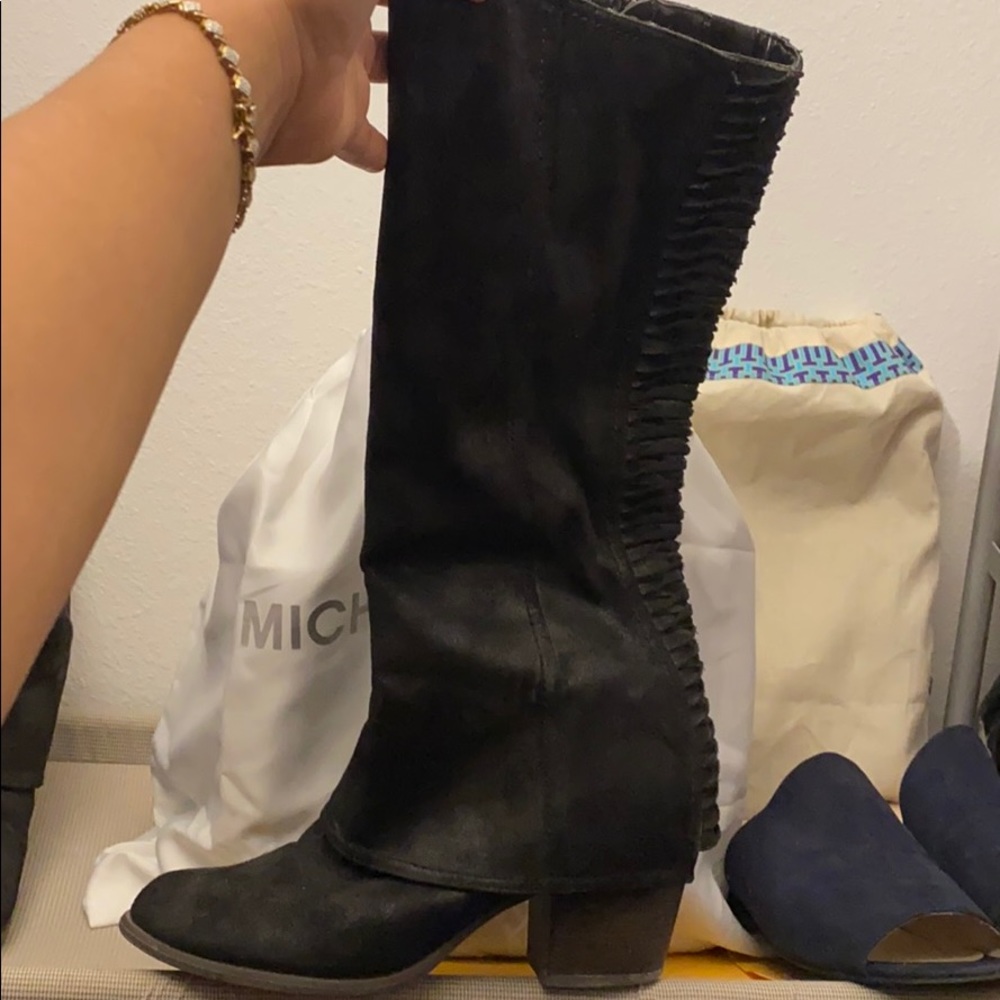 Fergalicious boots black